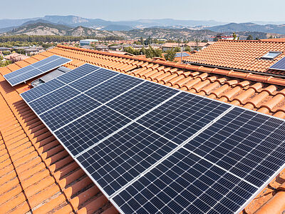 Comunità energetiche rinnovabili: il fotovoltaico non ci sta