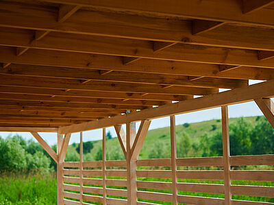 Tettoia in legno come posto auto: quando beneficia del bonus?