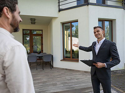 Immobiliare: c’è una detrazione per i compensi alle agenzie?