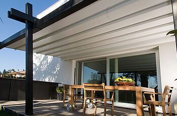 Pratic - Stil - Pergole in alluminio con telo Pratic - Stil - Pergole in alluminio con telo