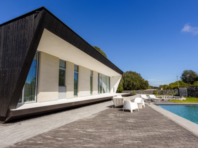 Villetta a Valverde (CT): design contemporaneo ed efficienza energetica