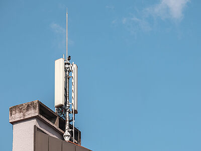 Antenne di telefonia: dalle Entrate un chiarimento fiscale