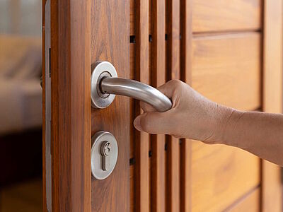 Porta blindata per la casa: quanto spendere per assicurarsi un buon modello?